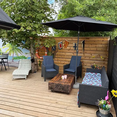 Camping Happy Mermaid Garden *