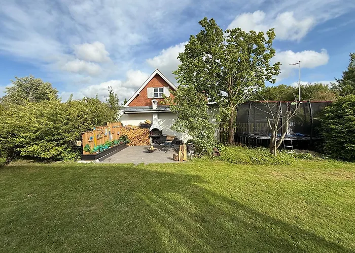 Happy Mermaid Garden *